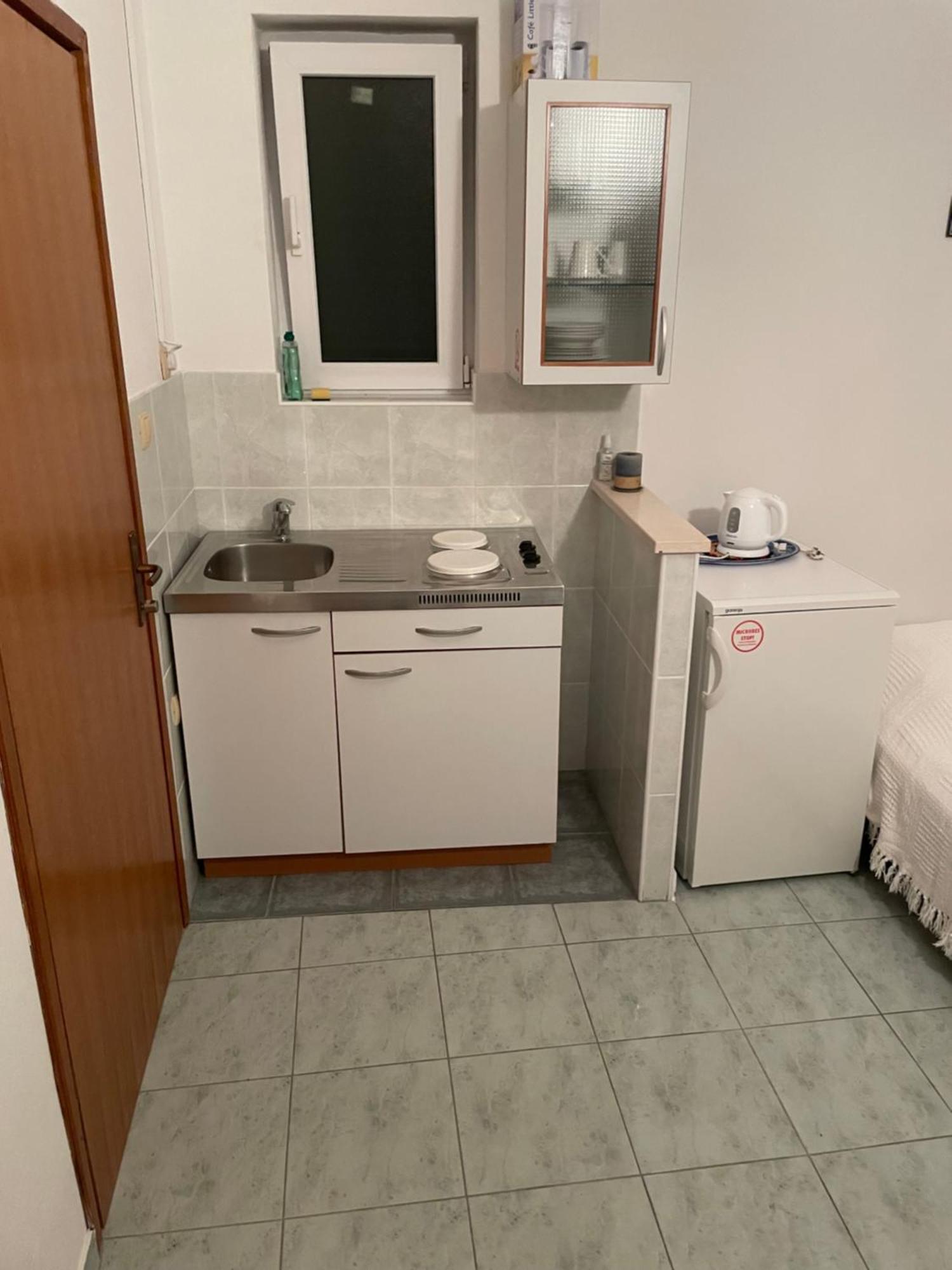 Apartments Visnjic Zaboric Luaran gambar