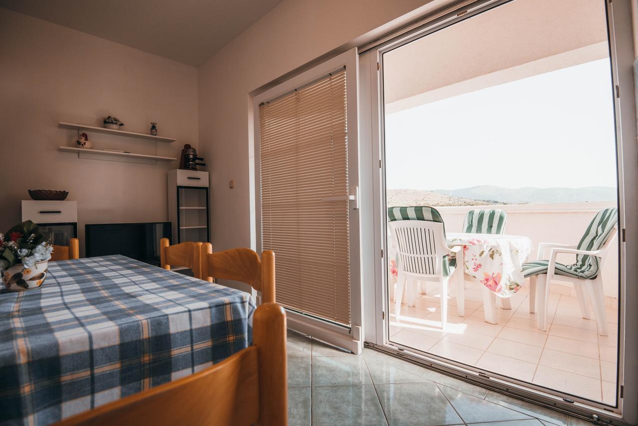 Apartments Visnjic Zaboric Luaran gambar